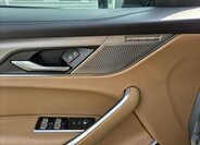 Jaguar F-Pace SUV / Terénní 2,0 l 150 kw