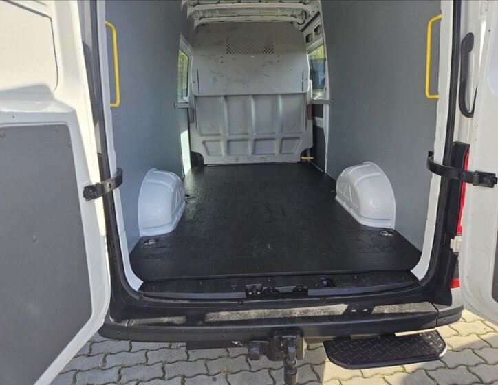 Volkswagen Crafter 14