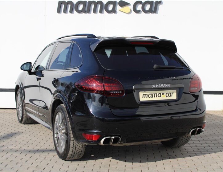 Porsche Cayenne SUV 4,8 l 397 kw