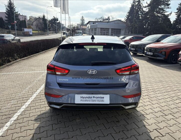 Hyundai i30 Hatchback 1,5 l 70 kw