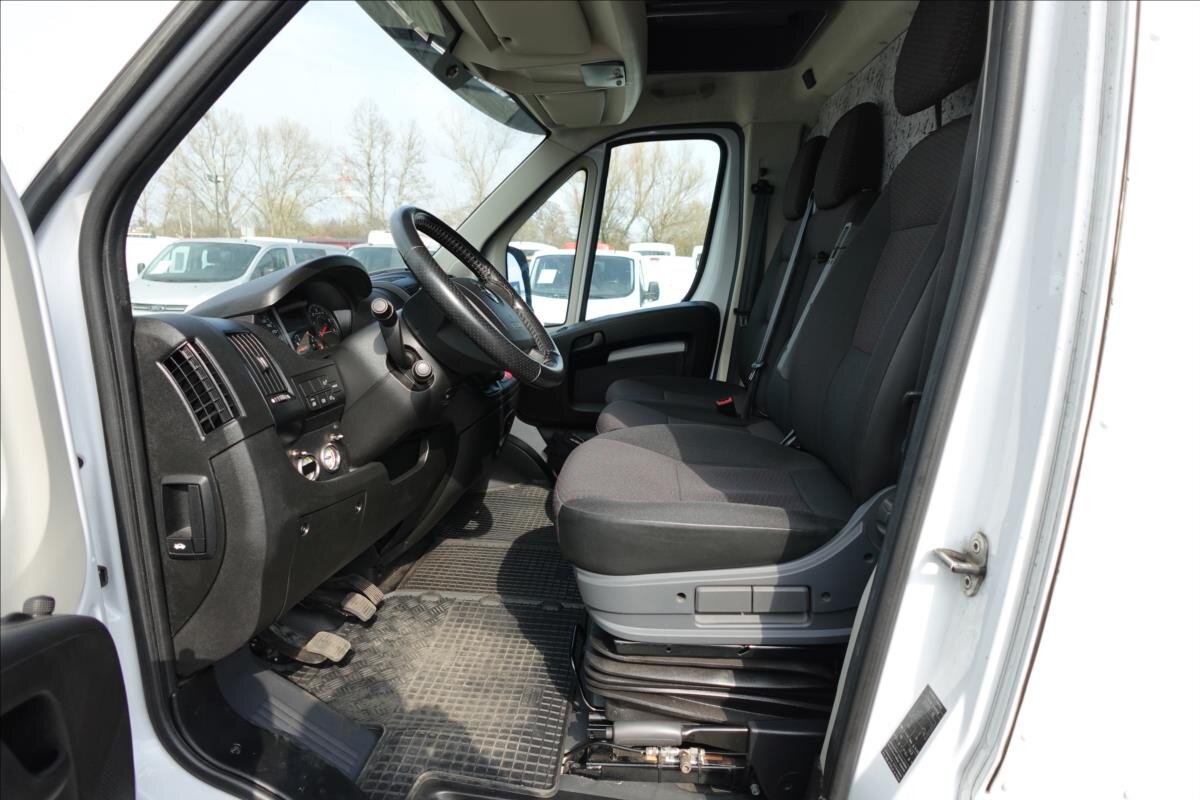 Opel Movano Ostatní 2,2 l 121 kw