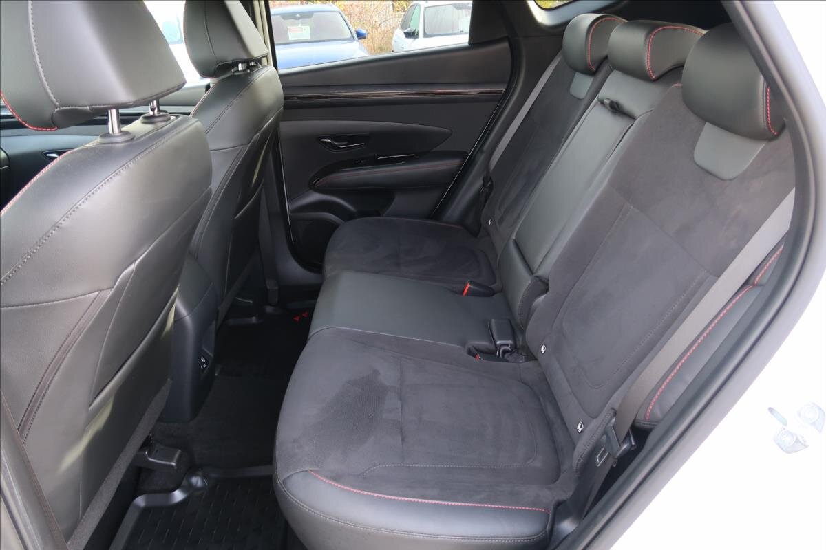 Hyundai Tucson SUV 1,6 l 110 kw