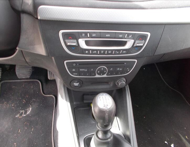 Renault Fluence 20