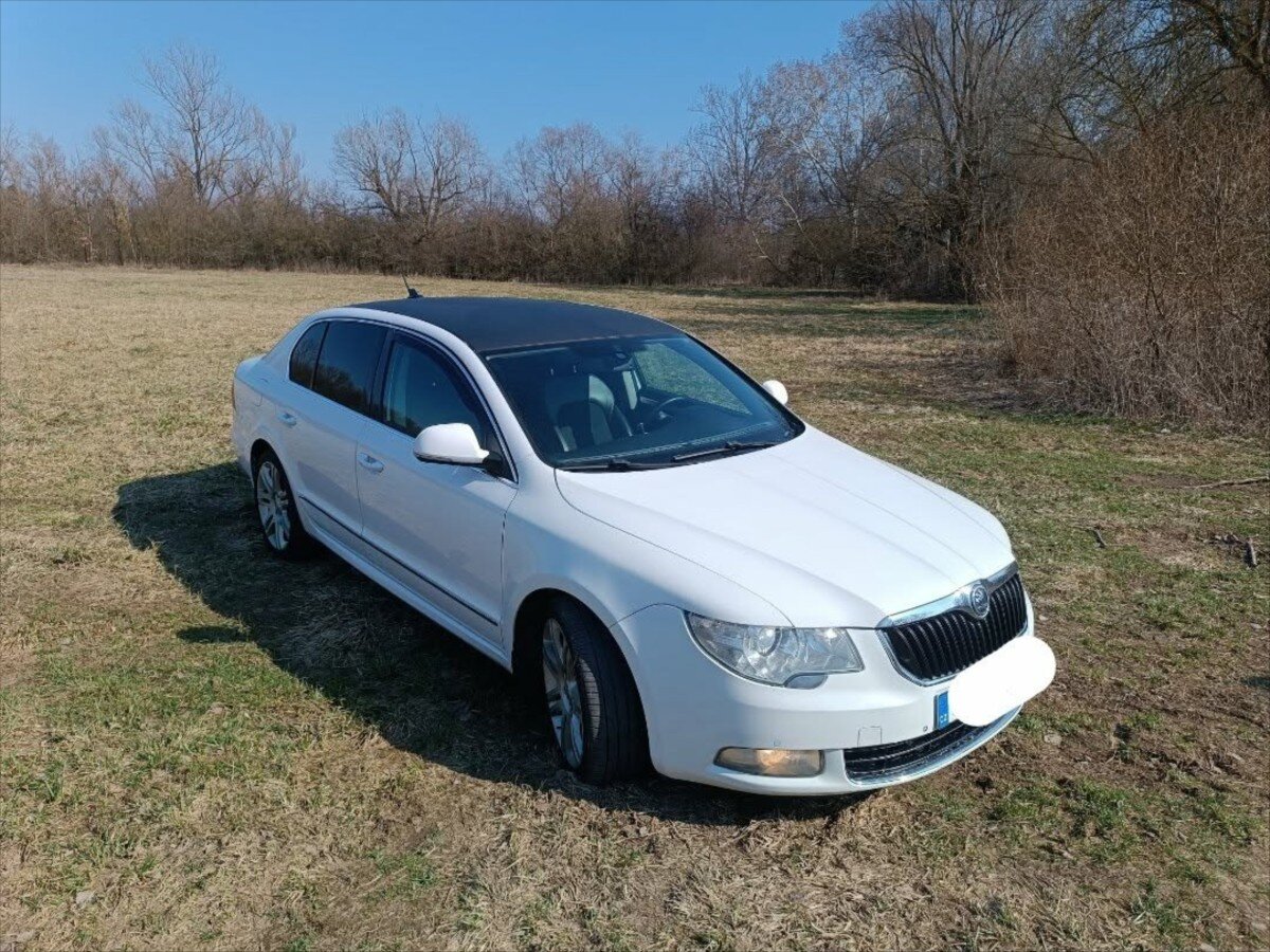 Škoda Superb Sedan / Limuzína 0,0 118 kw