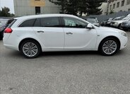 Opel Insignia Kombi 2,0 l 96 kw