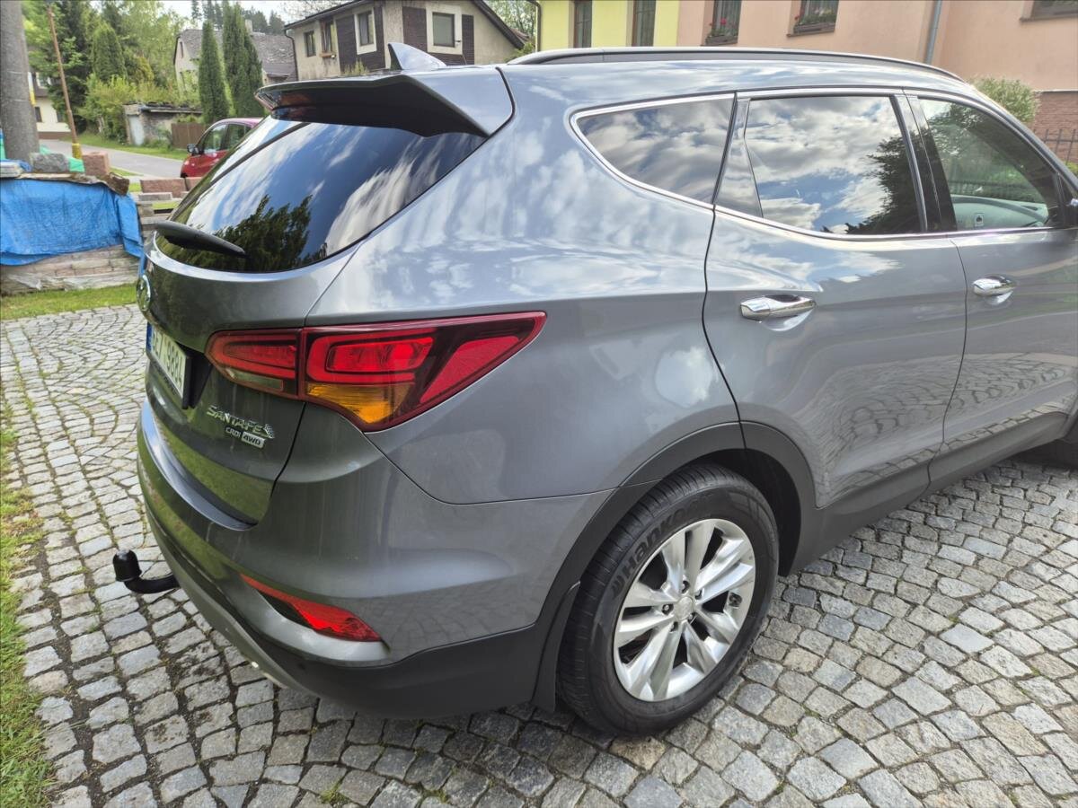 Hyundai Santa Fe SUV 2,2 l 147 kw