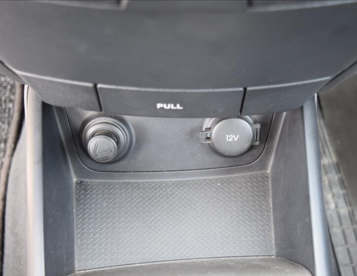 Hyundai i30 Hatchback 1,6 l 66 kw