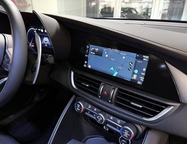 Alfa Romeo Giulia Ostatní 2,0 l 206 kw