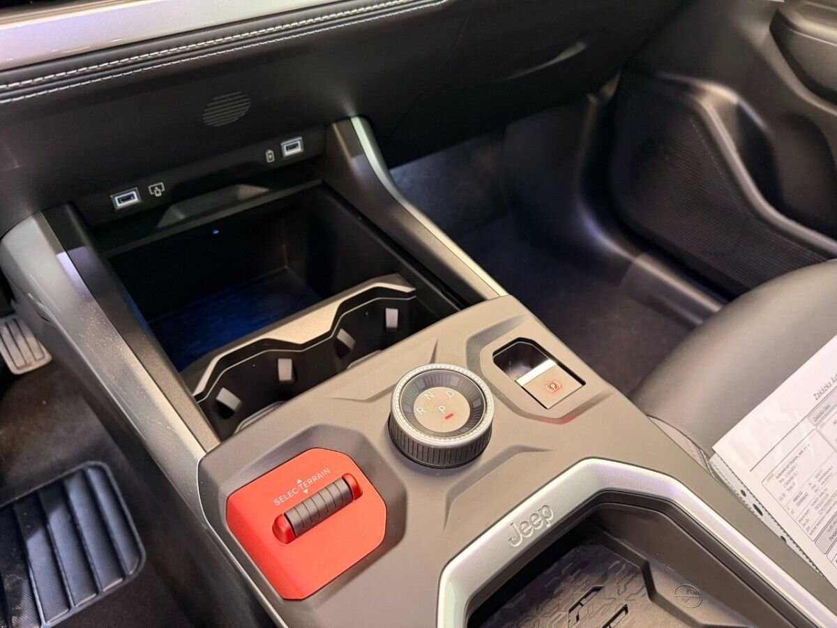 Jeep Compass SUV / Terénní 1,2 l 107 kw