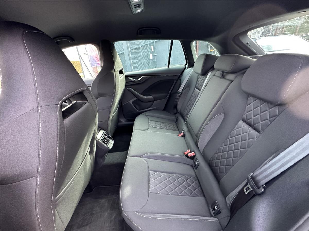 Škoda Scala Hatchback 1,5 l 110 kw