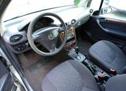 Mercedes-Benz Třídy A 12