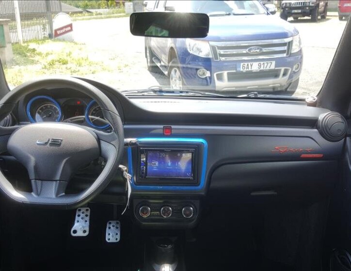 Ligier JS 50 L Hatchback 478,0 6 kw