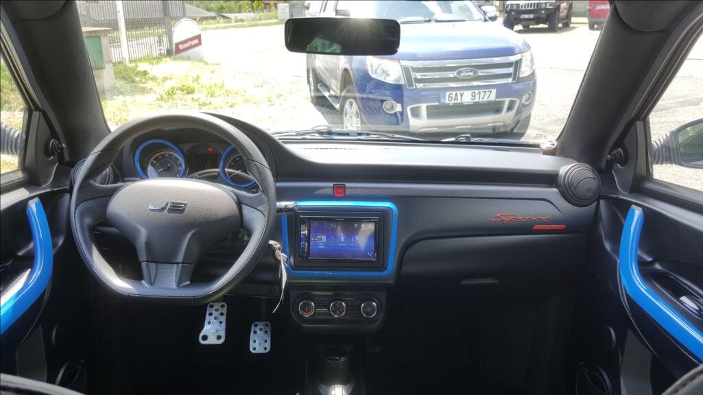 Ligier JS 50 L Hatchback 478,0 6 kw