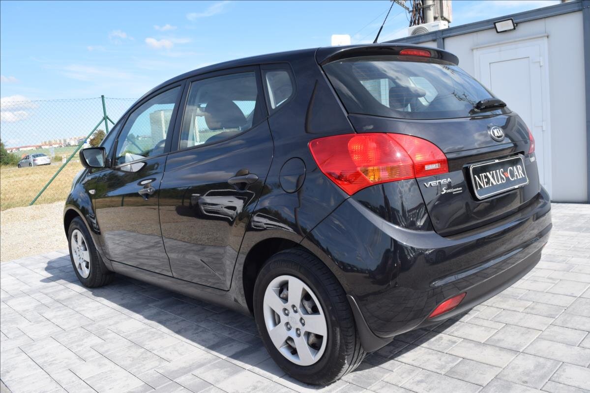 KIA Venga Kombi 1,4 l 66 kw