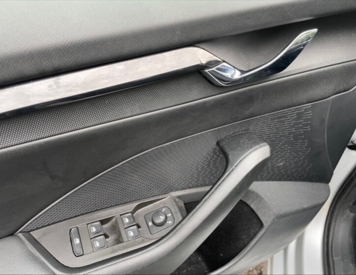 Škoda Octavia Kombi 2,0 l 85 kw