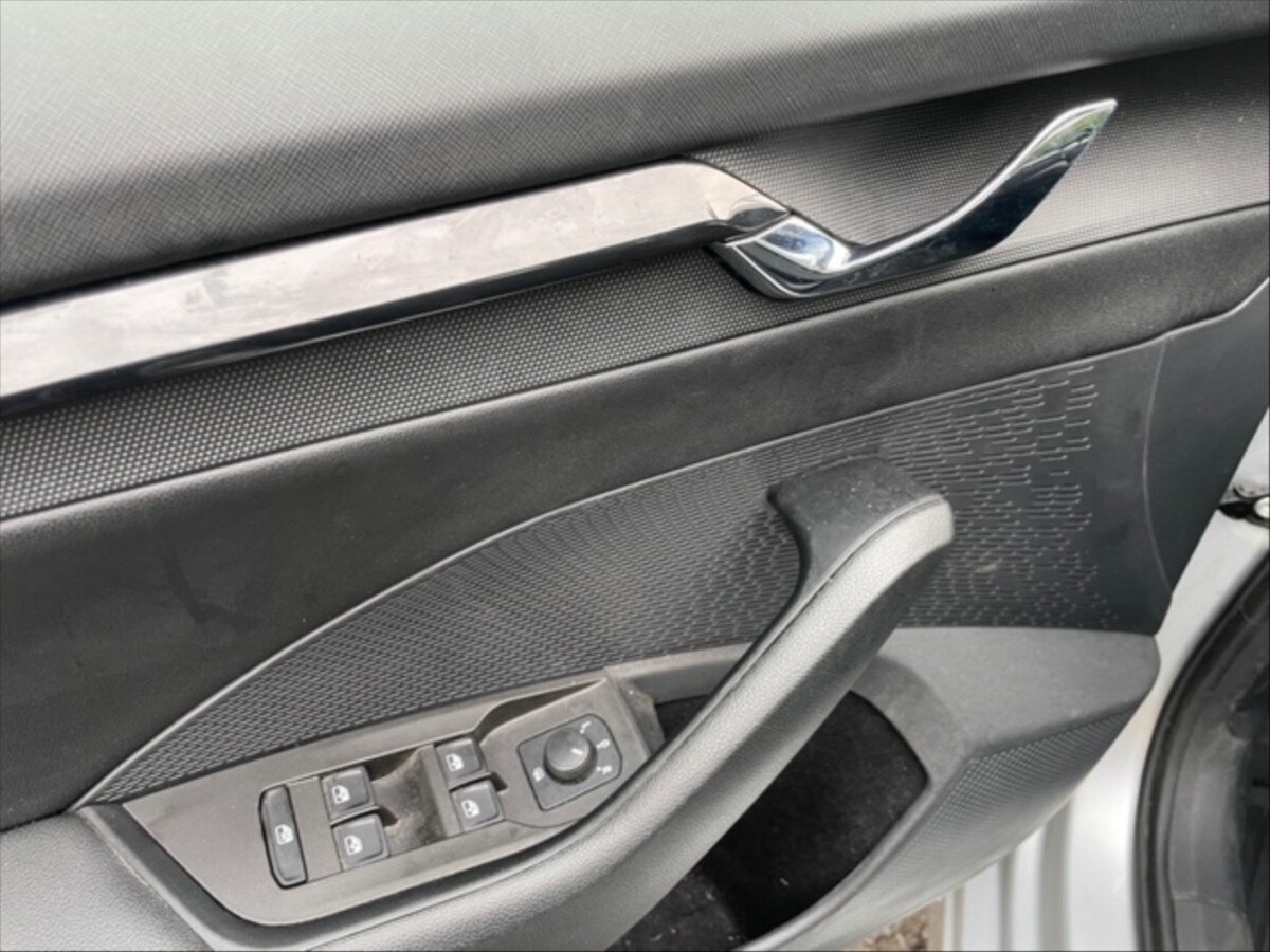 Škoda Octavia Kombi 2,0 l 85 kw