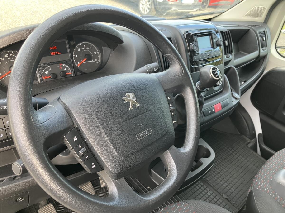 Peugeot Boxer Skříň 2,2 l 121 kw