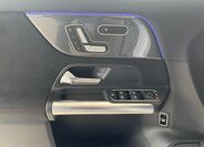 Mercedes-Benz GLA 10