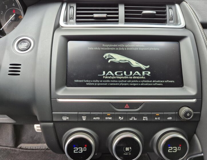 Jaguar E-Pace SUV 2,0 l 184 kw