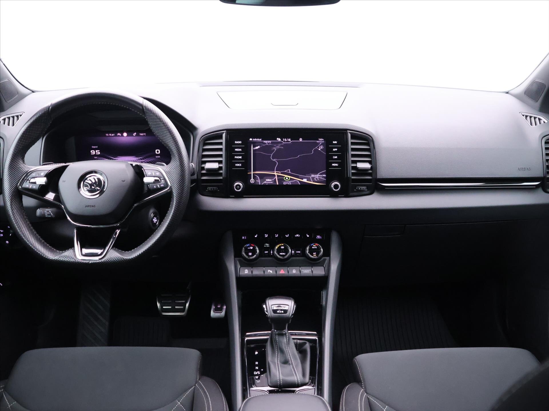 Škoda Karoq SUV 2,0 l 110 kw