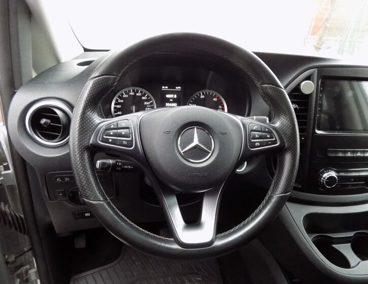 Mercedes-Benz Vito 25
