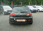 Alfa Romeo 147 6
