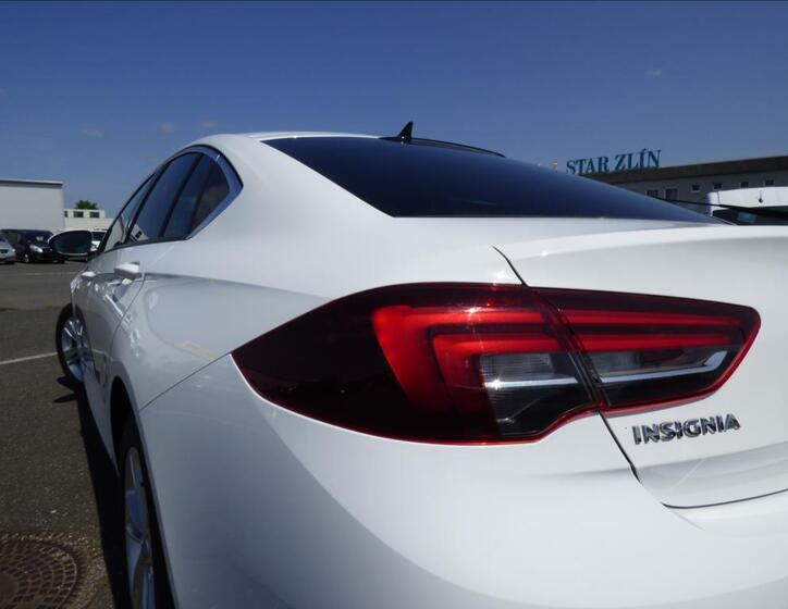 Opel Insignia Hatchback 2,0 l 125 kw