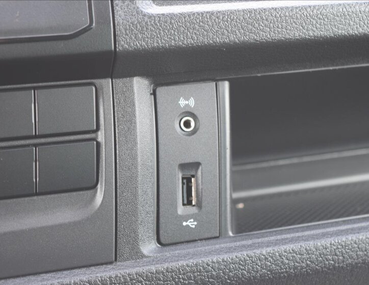 Volkswagen Transporter Kombi 2,0 l 110 kw