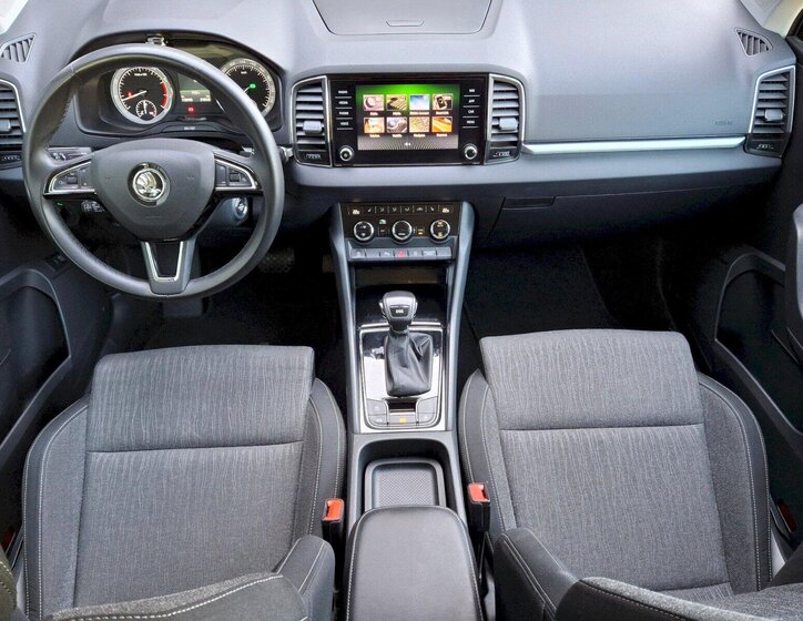 Škoda Karoq SUV / Terénní 1,5 l 110 kw