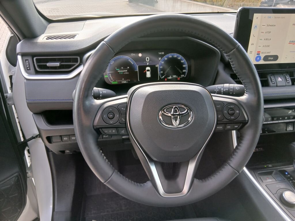 Toyota RAV4 SUV / Terénní 2,5 l 131 kw