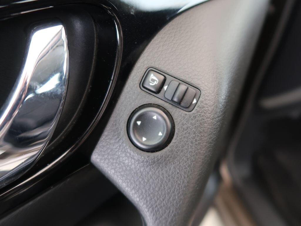 Nissan Qashqai SUV / Terénní 1,5 l 81 kw