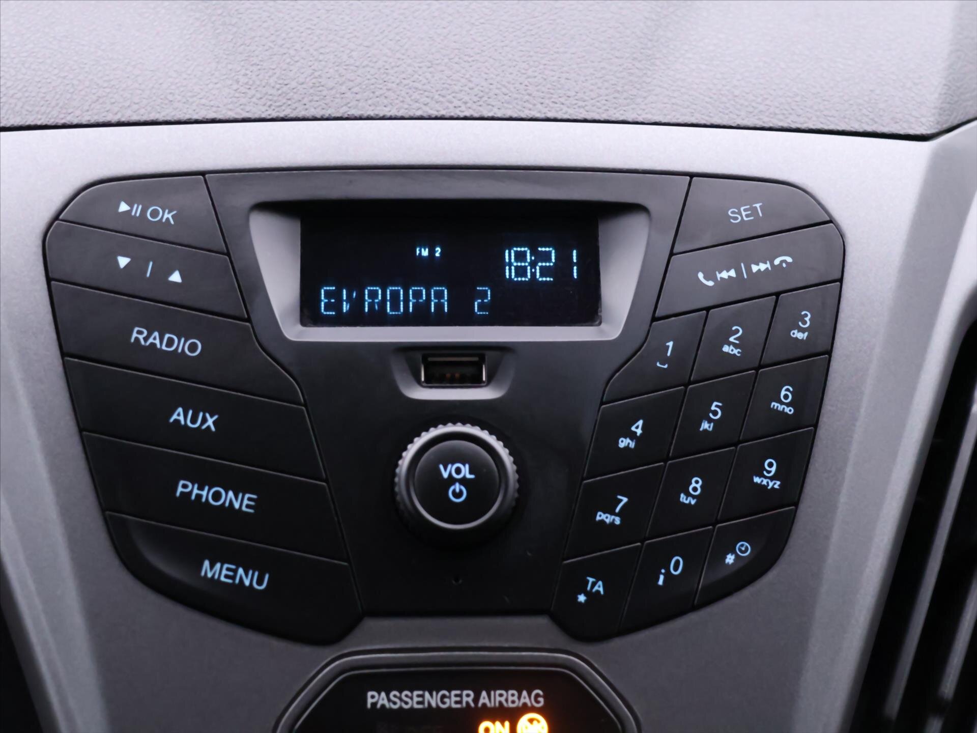 Ford Transit Custom Kombi 2,0 l 77 kw