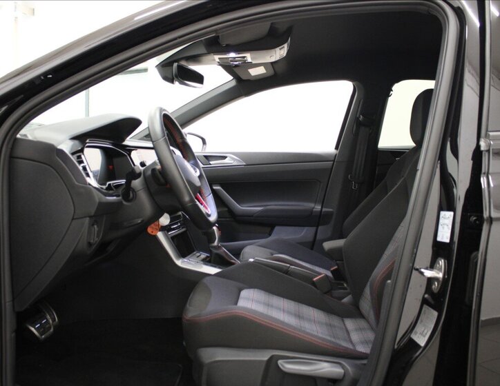 Volkswagen Polo Hatchback 2,0 l 152 kw