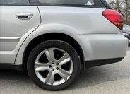 Subaru Legacy Kombi 3,0 l 180 kw