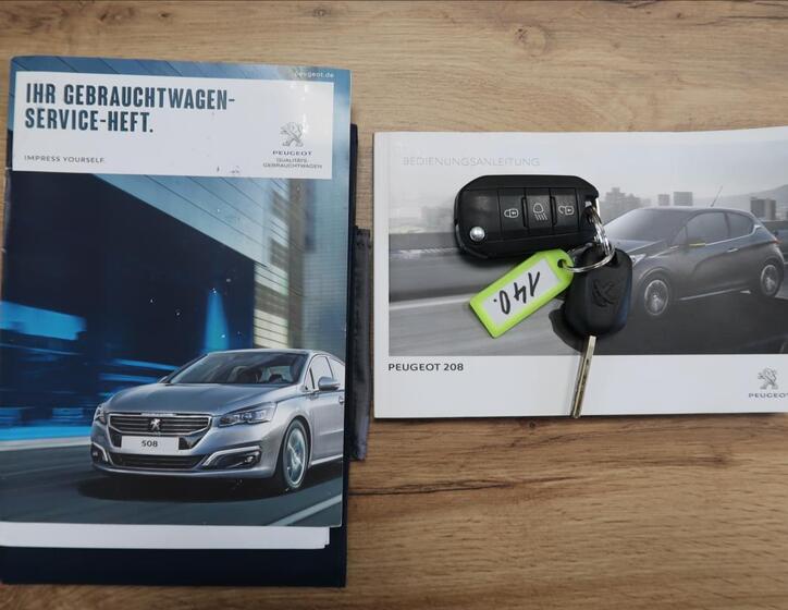 Peugeot 208 22