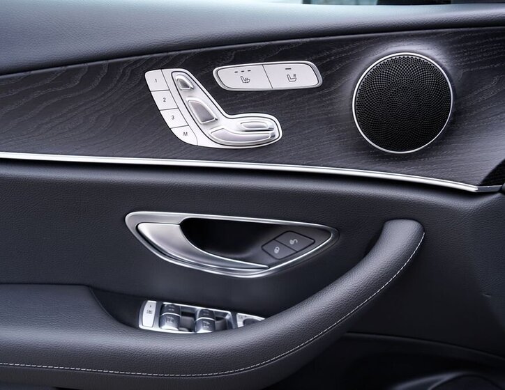 Mercedes-Benz Třídy E Sedan 2,0 l 143 kw