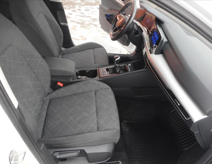 Volkswagen Golf Hatchback 1,5 l 96 kw