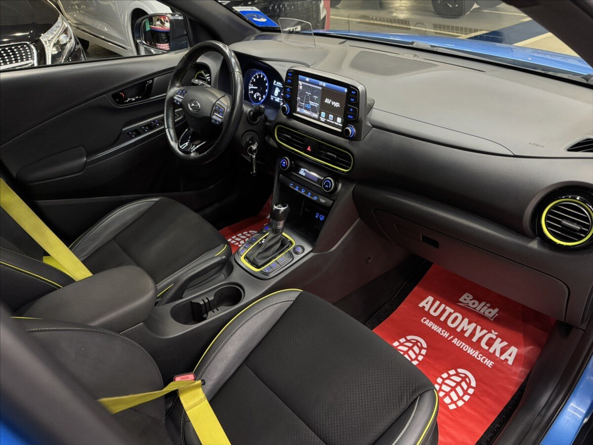 Hyundai Kona SUV / Terénní 1,6 l 130 kw