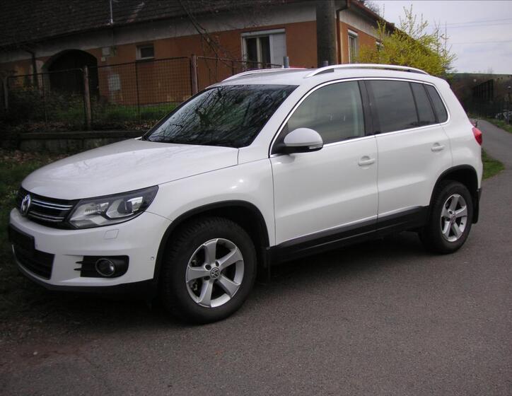Volkswagen Tiguan 1