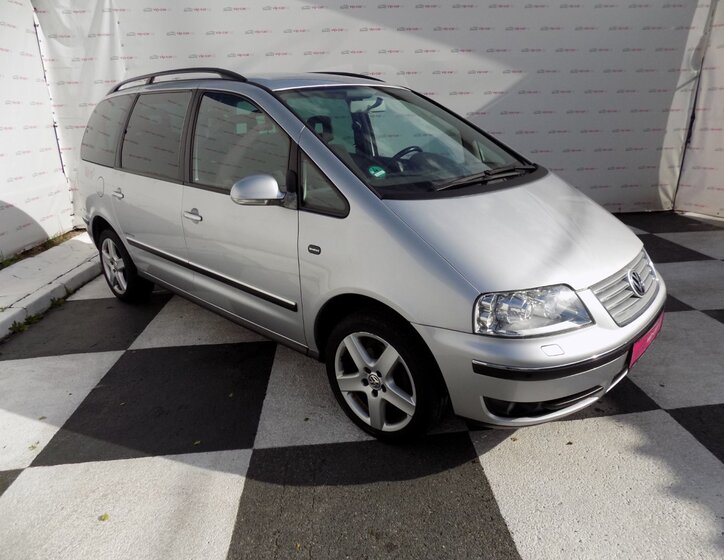 Volkswagen Sharan 5