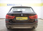 BMW Řada 5 Kombi 3,0 l 195 kw