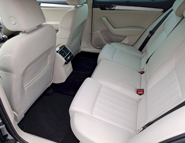 Škoda Superb Sedan 2,0 l 110 kw