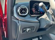 Mercedes-Benz Třídy V 12