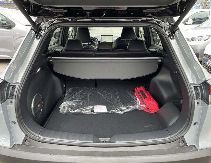 Toyota Corolla Cross 10