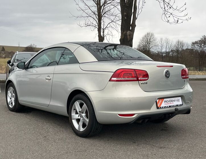 Volkswagen EOS 13