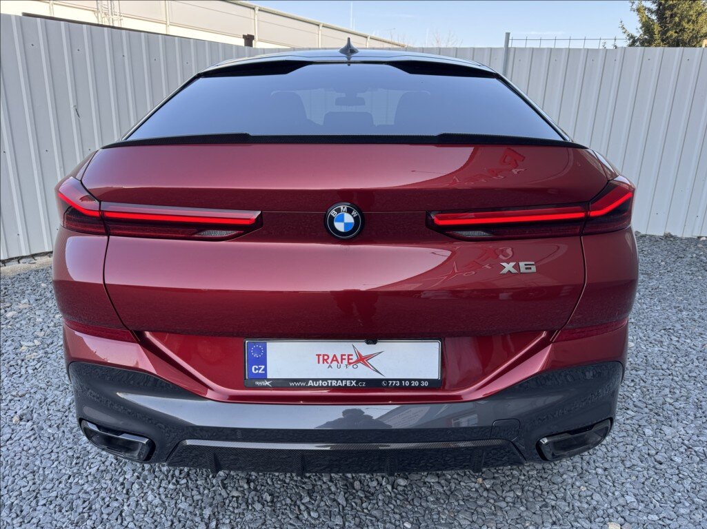 BMW X6 Sedan / Limuzína 3,0 l 210 kw