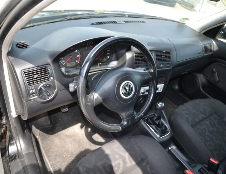Volkswagen Golf Hatchback 1,4 l 55 kw
