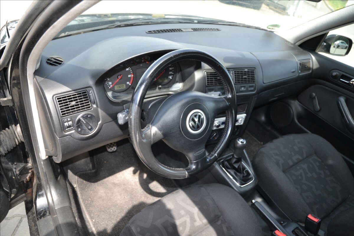 Volkswagen Golf Hatchback 1,4 l 55 kw
