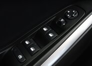 Opel Grandland SUV / Terénní 1,6 l 147 kw