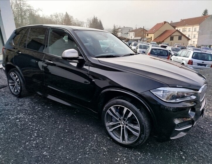 BMW X5 SUV 3,0 l 280 kw